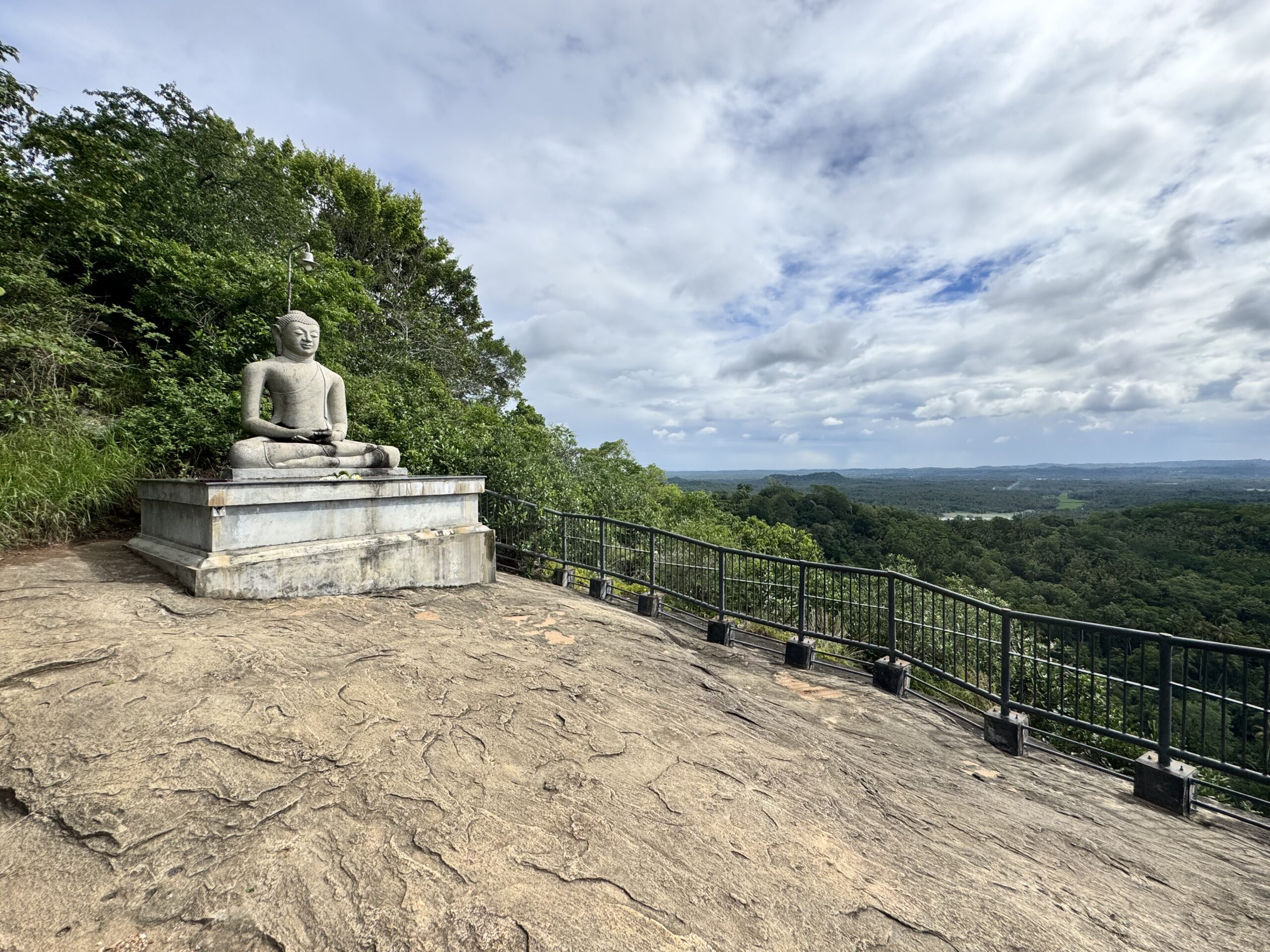 Mulkirigala Rock Temple